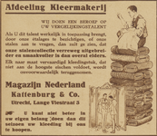 717077 Advertentie van Magazijn Nederland-Kattenburg & Co., kledingwinkel, Lange Viestraat 3 te Utrecht, voor de eigen ...